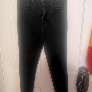 Levi’s skinny jeans